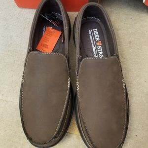 Deerstags Everest Slip on